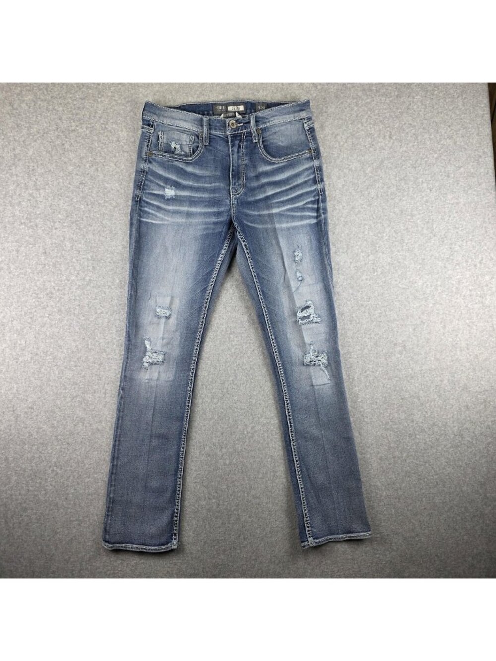 BKE Jake Jeans Mens 32x32 Straight Leg Light Wash Distressed Stretch Denim